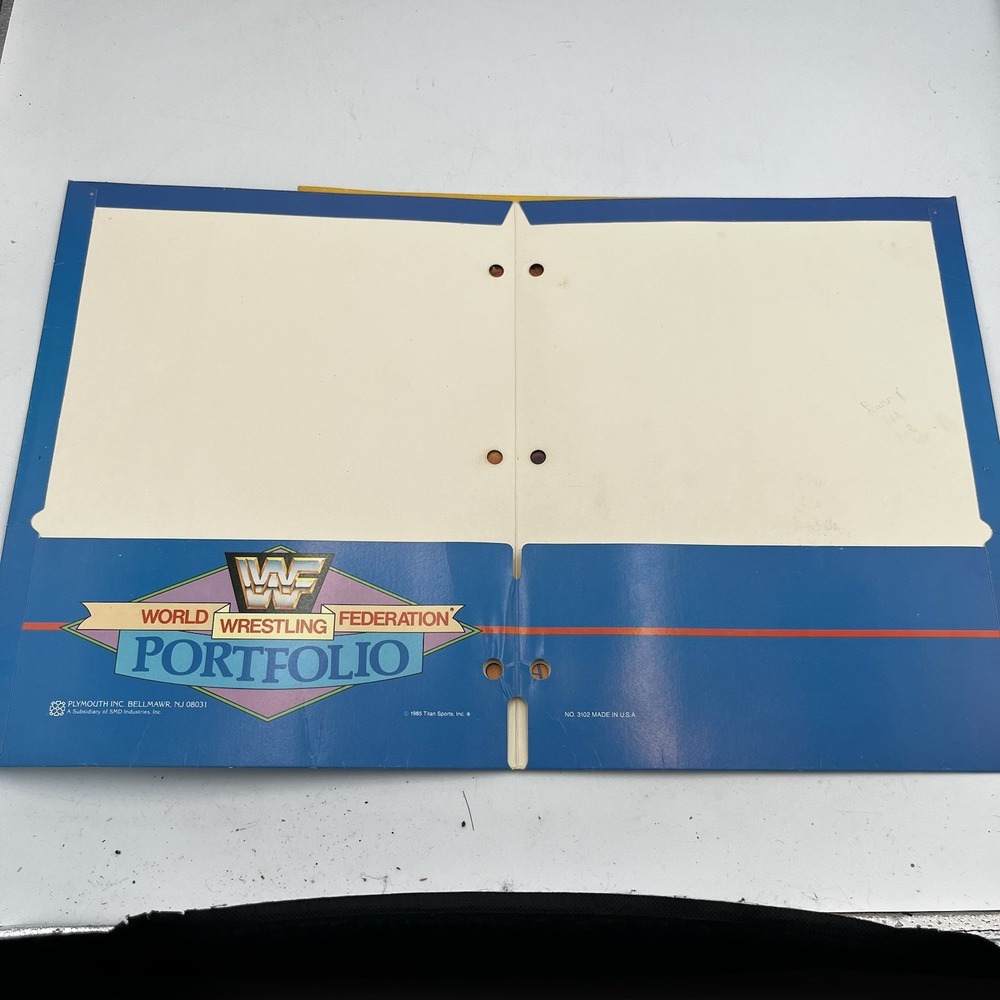 Pair of Hulk Hogan WWF School Folders Yellow and Blue Good Condition - Picture 6 of 7